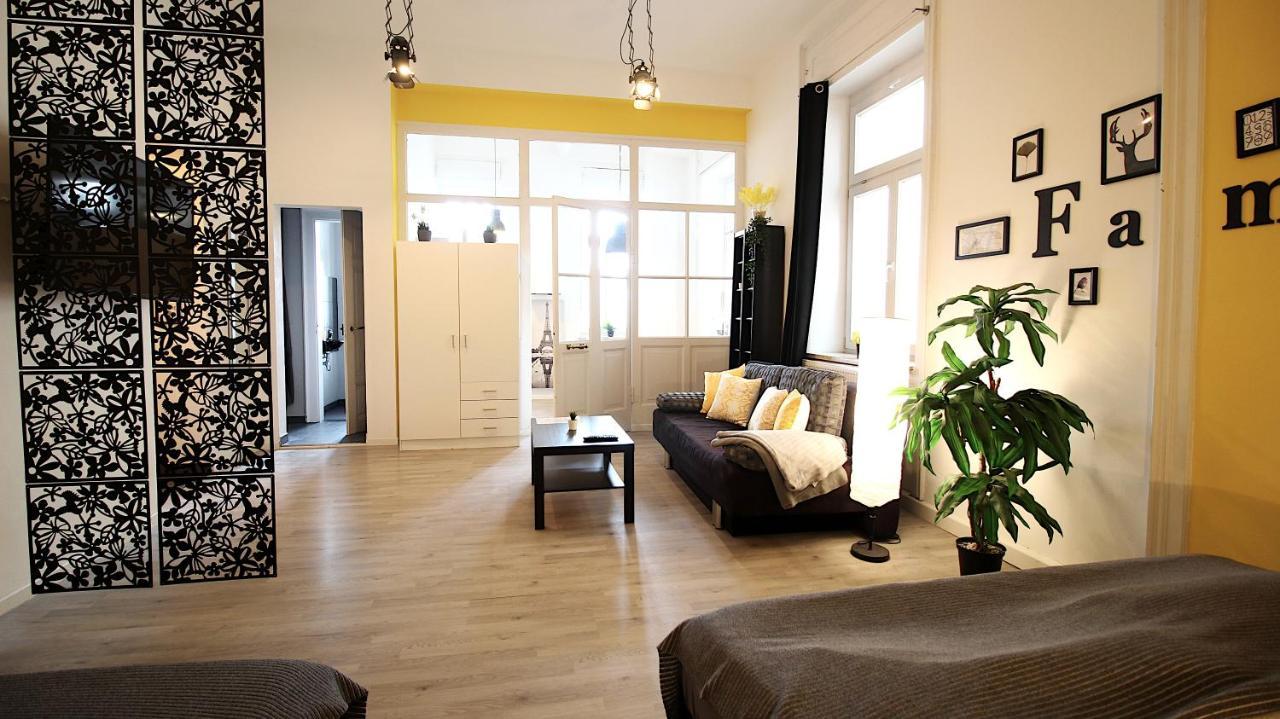 Lichtdurchflutetes Altbaustudio - Zentrum 600m Apartment Wurzburg