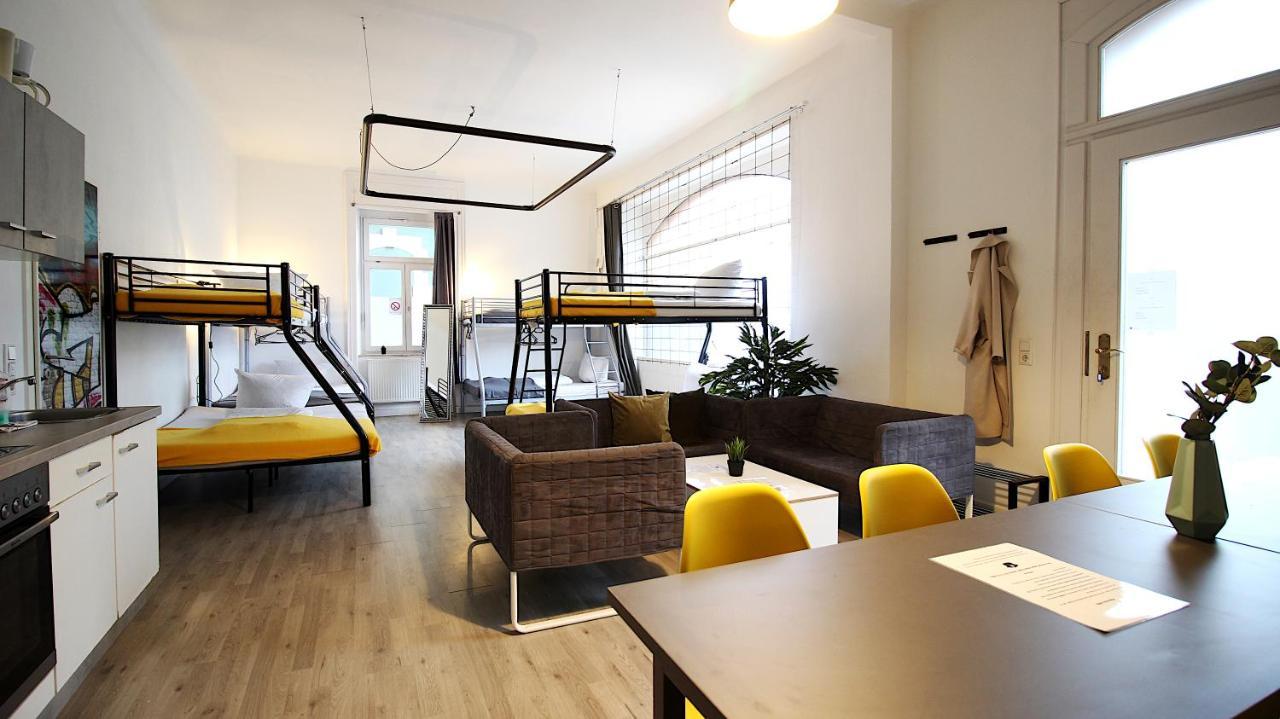 Apartment Lichtdurchflutetes Altbaustudio - Zentrum 600m