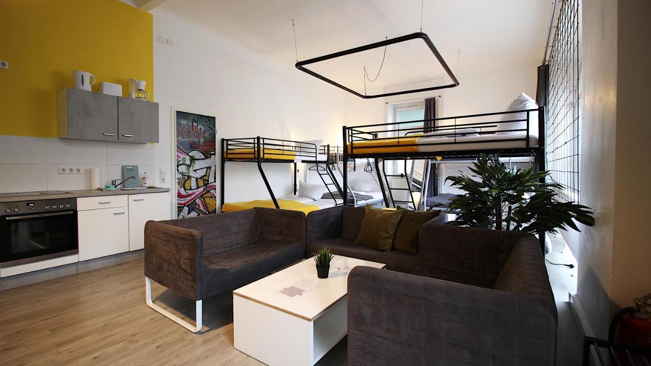 Apartment Lichtdurchflutetes Altbaustudio - Zentrum 600m