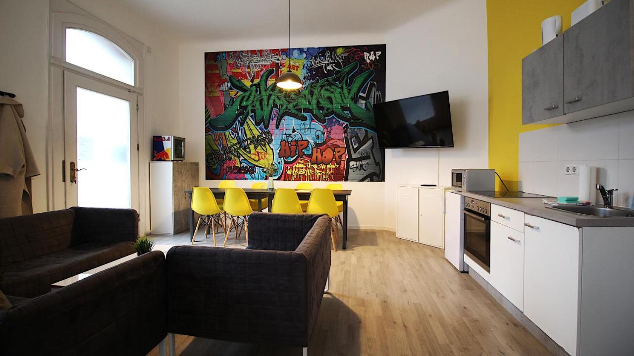 Apartment Lichtdurchflutetes Altbaustudio - Zentrum 600m
